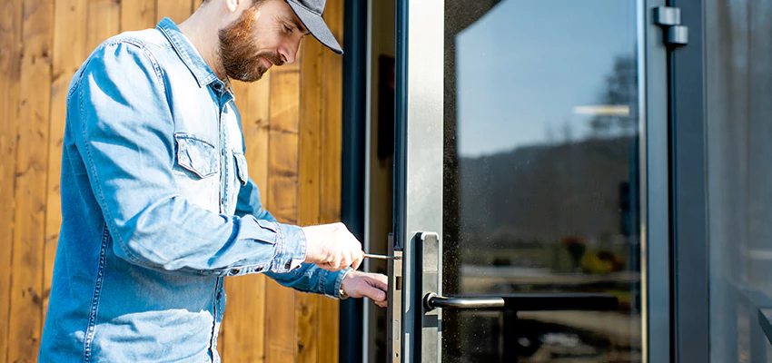 Frameless Glass Storefront Door Locks Replacement in King City, CA